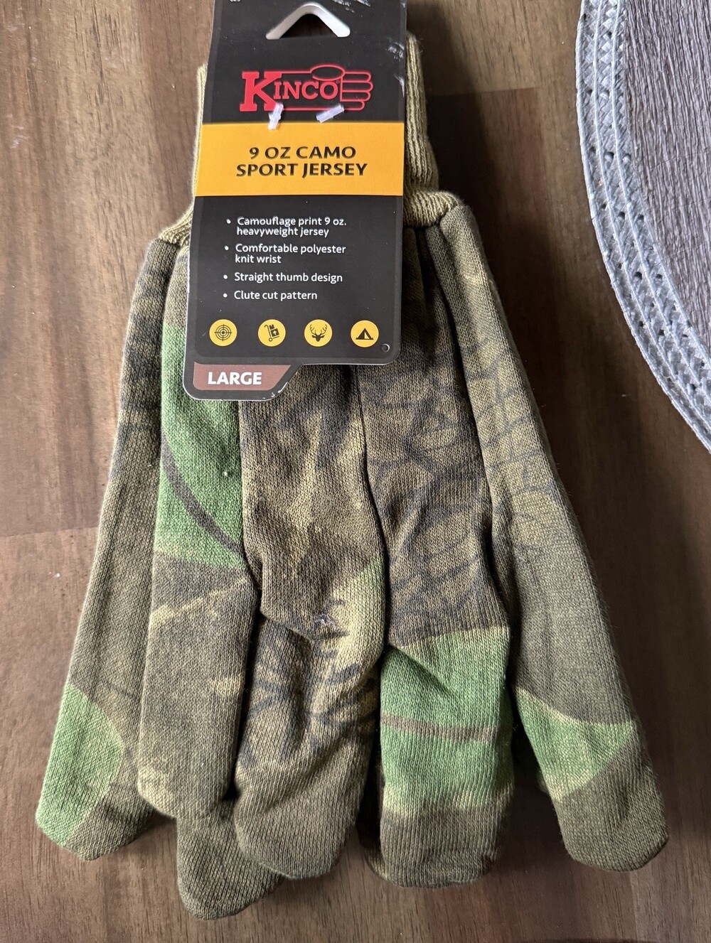 Kinco Camouflage Polyester Full Finger Hunting Gloves Large Knit Wrist